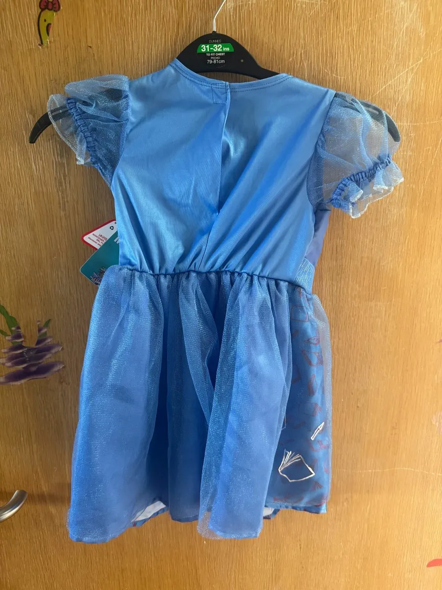 Clothing - Image 2