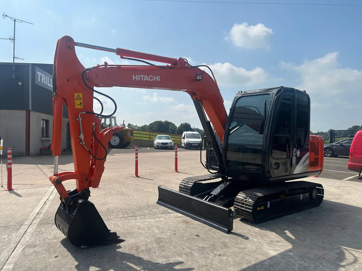 2014 Hitachi Zaxis 60 C/W Thumb Grab - Image 4