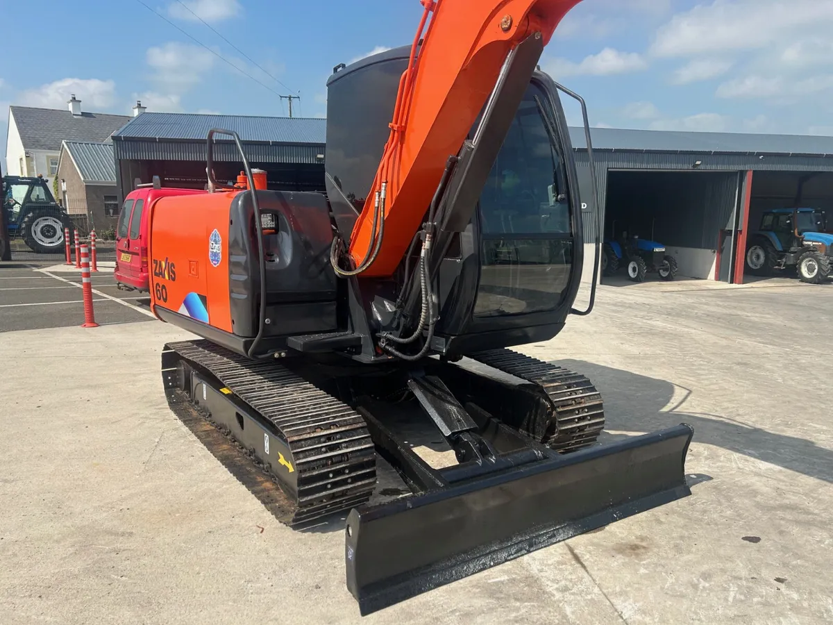 2014 Hitachi Zaxis 60 C/W Thumb Grab - Image 3
