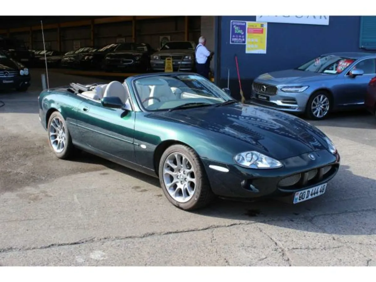 Jaguar XK XK8 4.0 V8 Convertible// STUNNING RARE E - Image 1