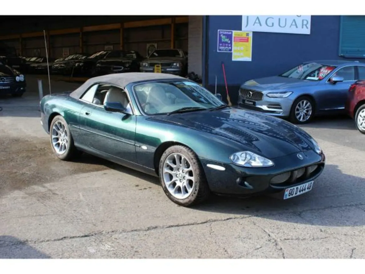 Jaguar XK XK8 4.0 V8 Convertible// STUNNING RARE E - Image 4