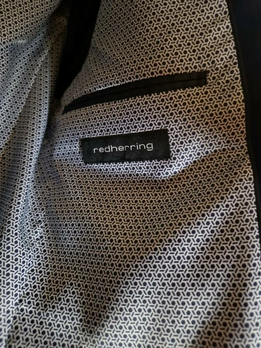 2 Piece Suit Navy Blue - size 34. Worn only once. - Image 2