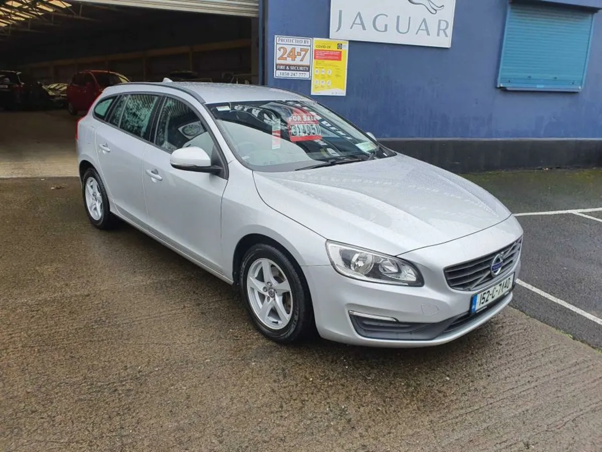 Volvo V60 2.0 D3 BUSINESS EDITION (152) 150BHP D// - Image 4