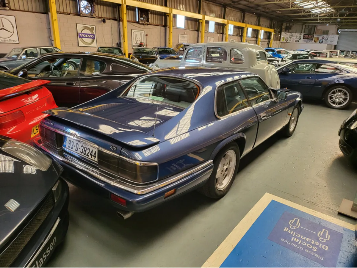 Jaguar XJ 4.0 // 56 euro Road tax per year// Needs - Image 3