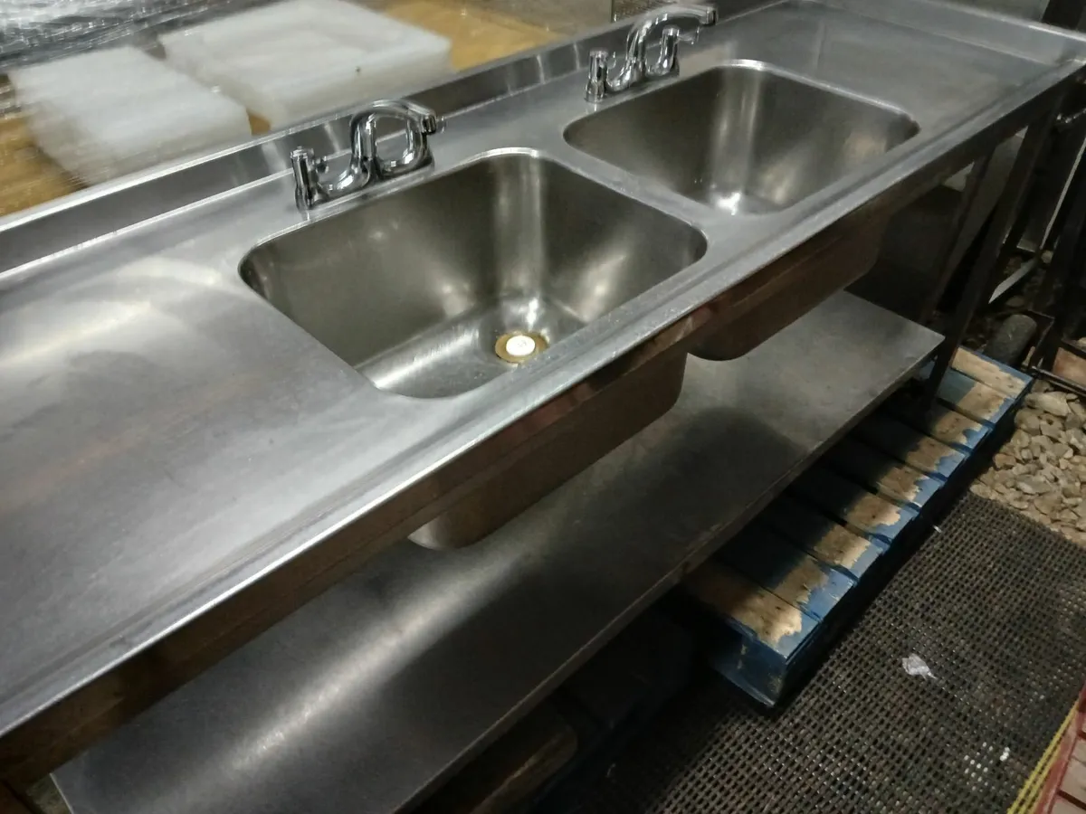 Stainless steel cabbinet double sink unit complete - Image 1