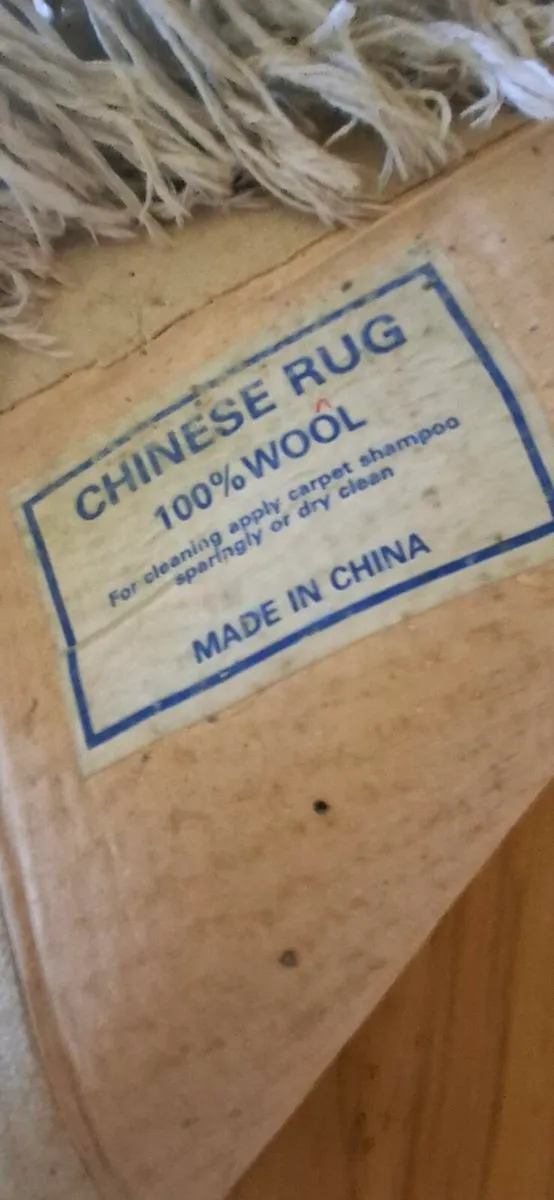 Pure wool large rug.. - Image 4