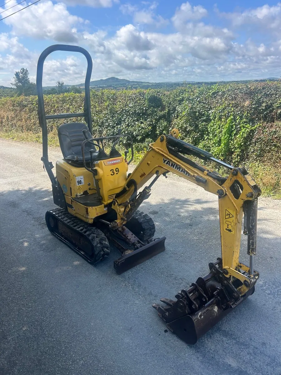 Yanmar sv08 micro digger for sale - Image 2