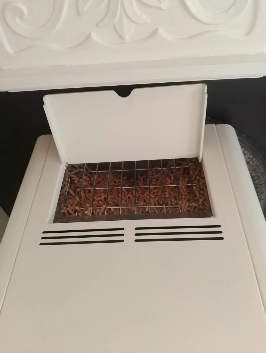Kalor Pellet stove - Image 3
