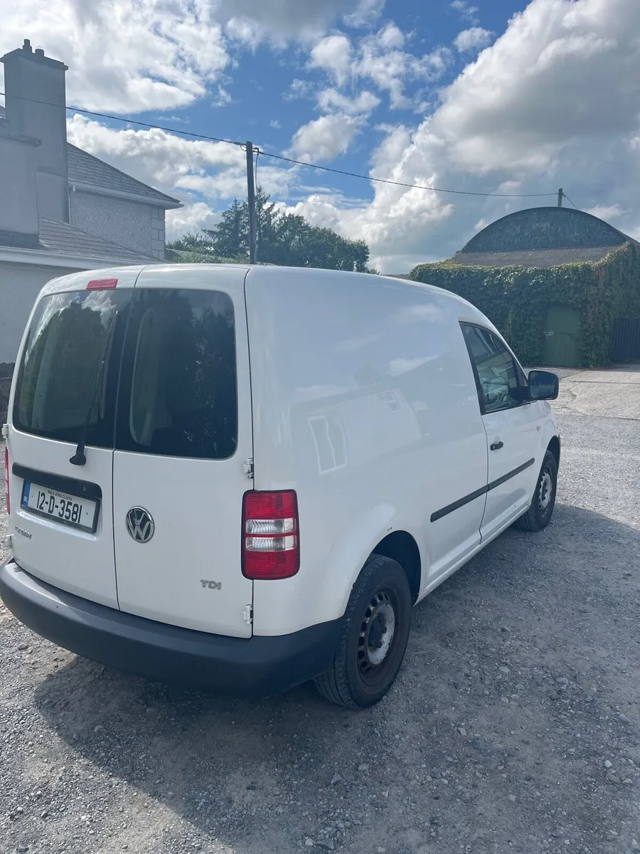 Volkswagen Caddy - Image 4