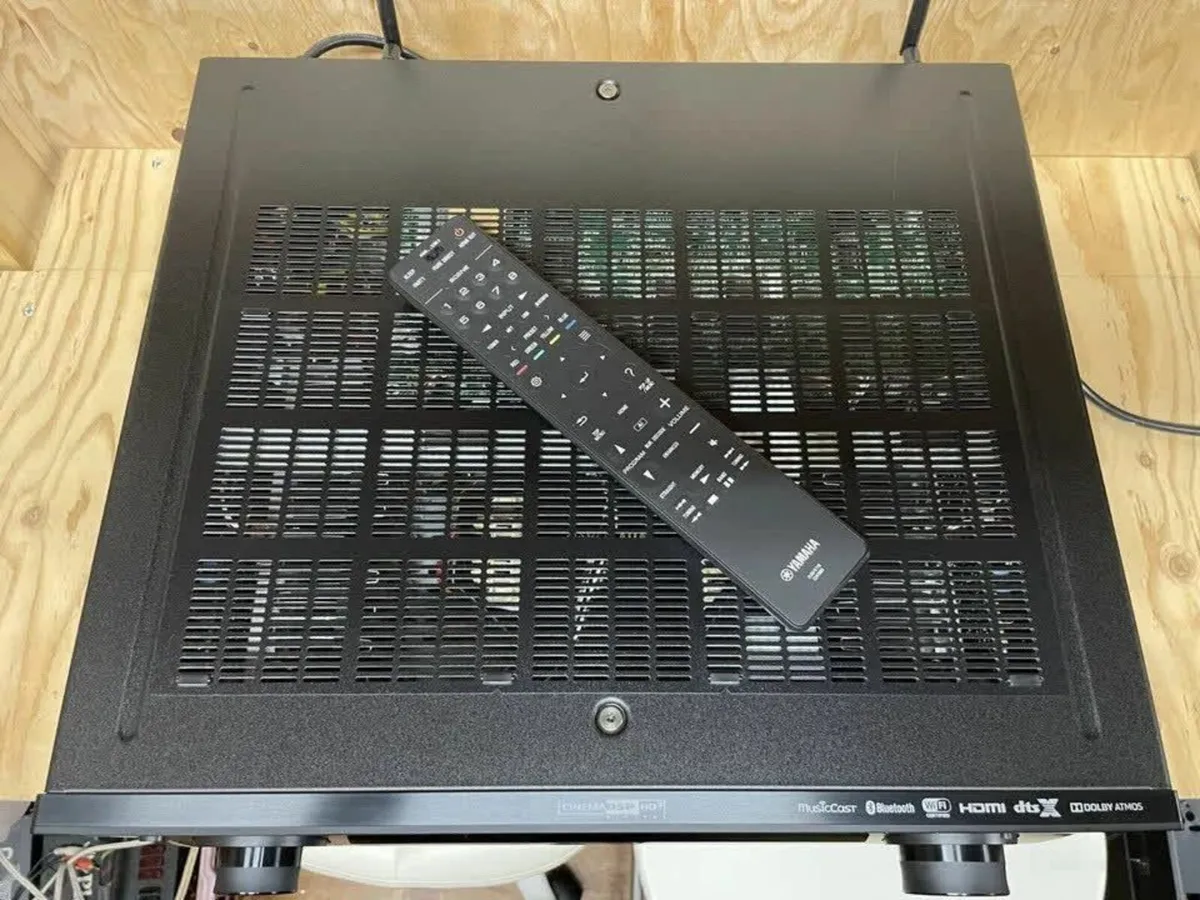 Yamaha RX-A1080 Natural Sound AV Receiver Amplifie - Image 2
