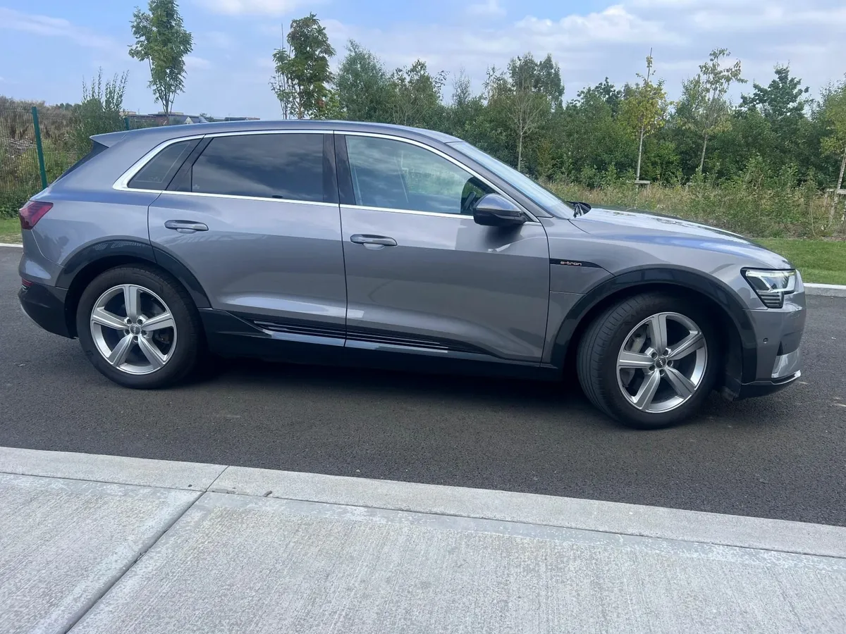 2020 Audi e-tron 50 Quattro - EV Luxury SUV - Image 4