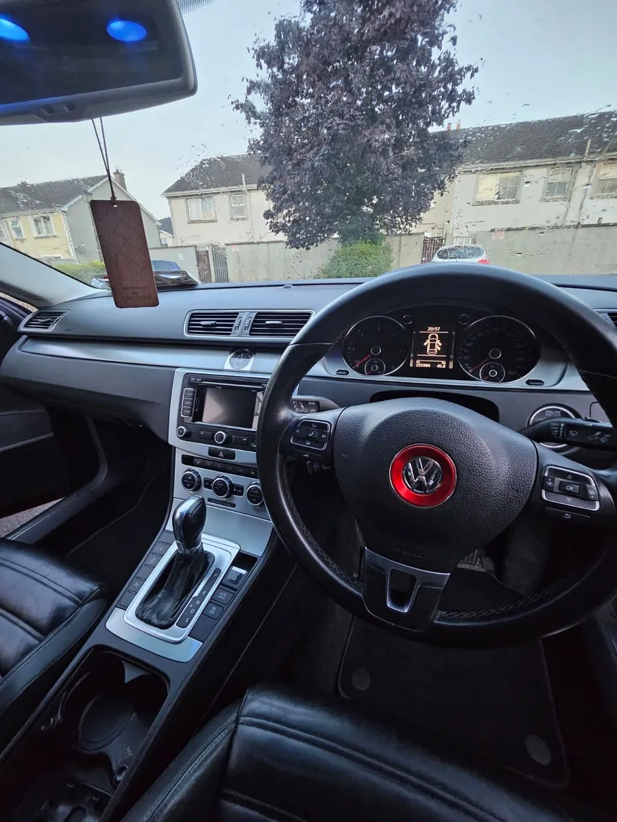 2012 Volkswagen Passat Automatic - Image 1
