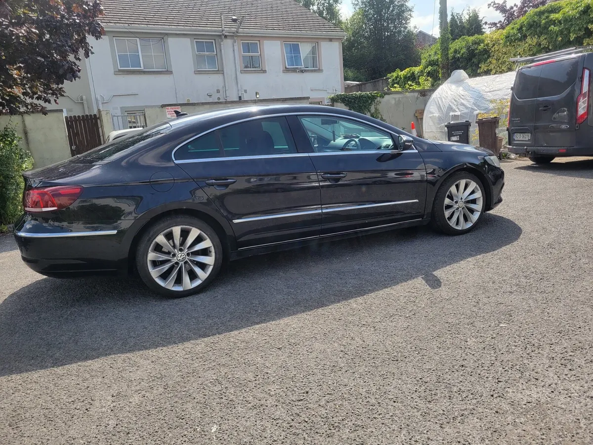 2012 Volkswagen Passat Automatic - Image 4