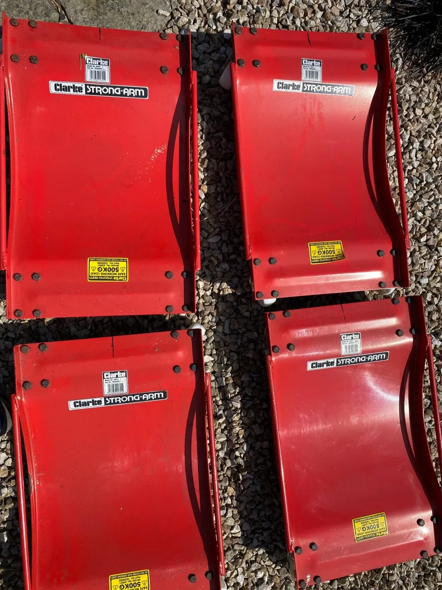 Car parts - Image 1