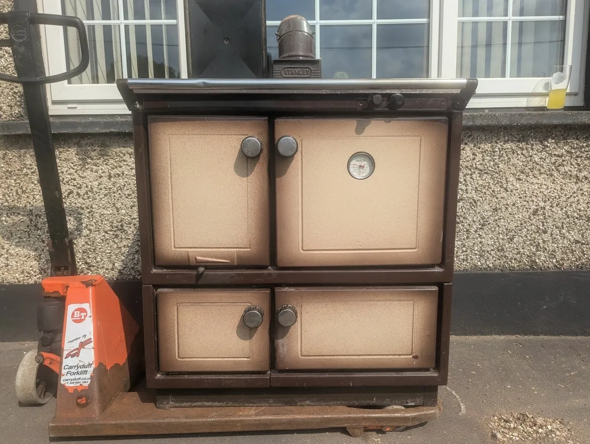 Stanley solid fuel stove - Image 2