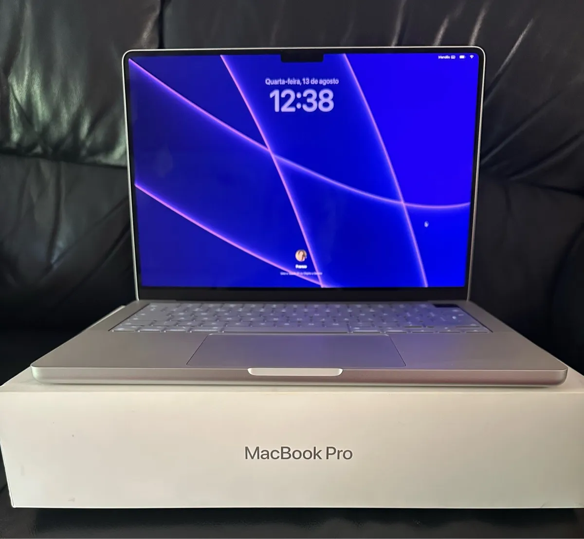 MacBook Pro M4 - Image 1