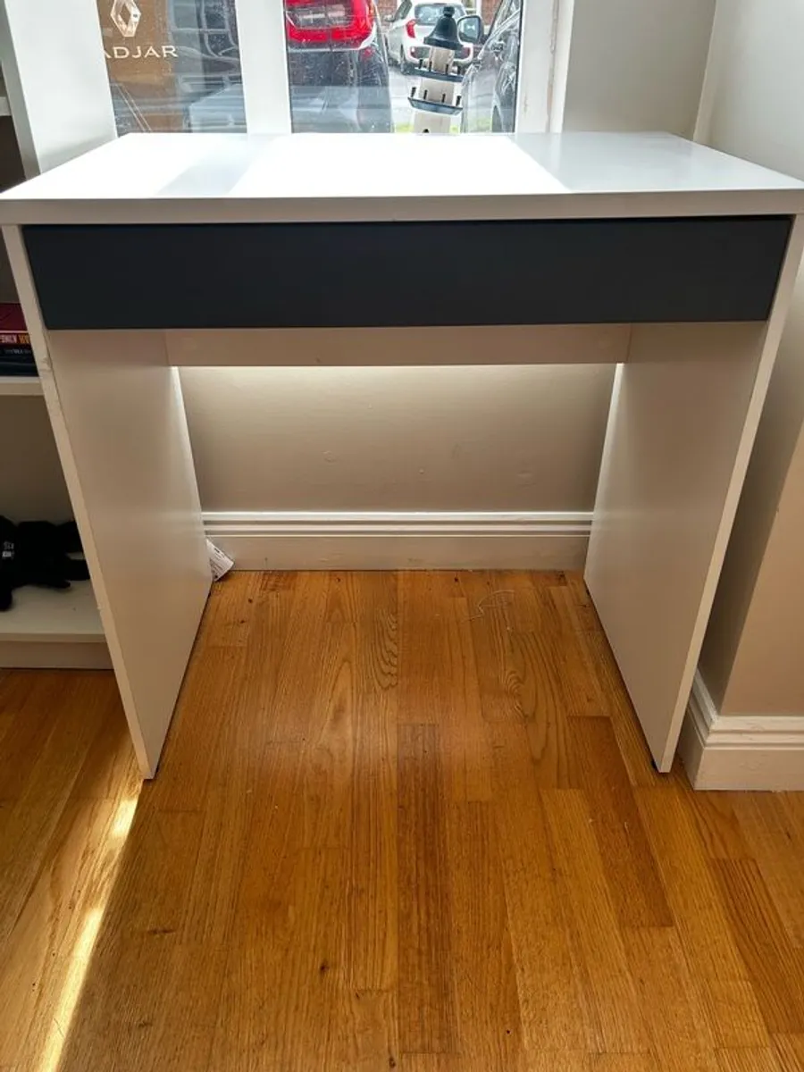Desk - Image 1