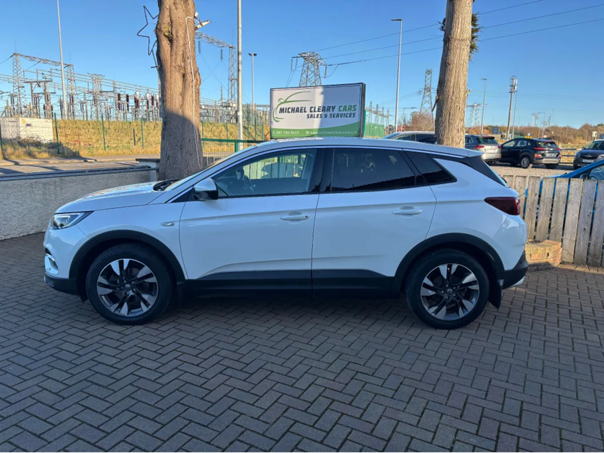 Opel Grandland X SRI 1.2I 130PS 4DR - Image 3