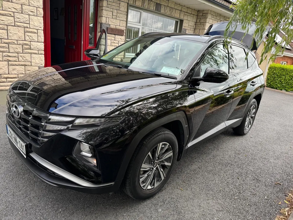 Car - Image 3