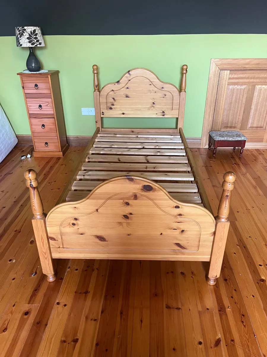 Bed - Image 1