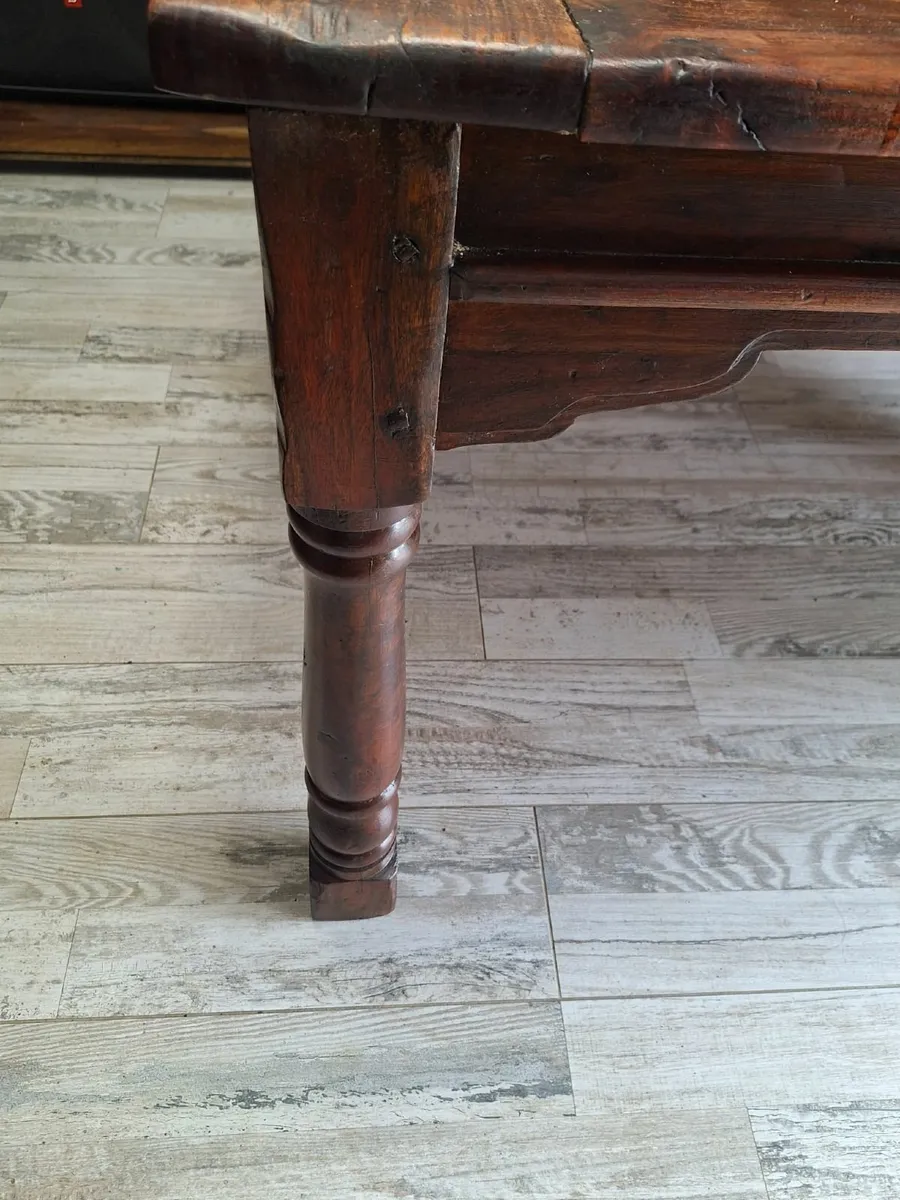 Farmhouse solid oak dining table and 6 chairs - Image 4