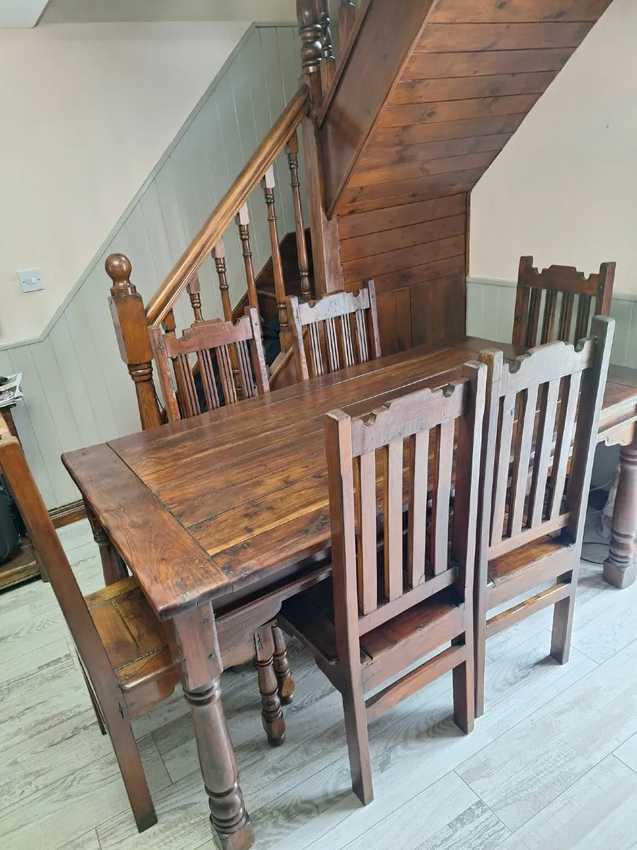 Farmhouse solid oak dining table and 6 chairs - Image 1