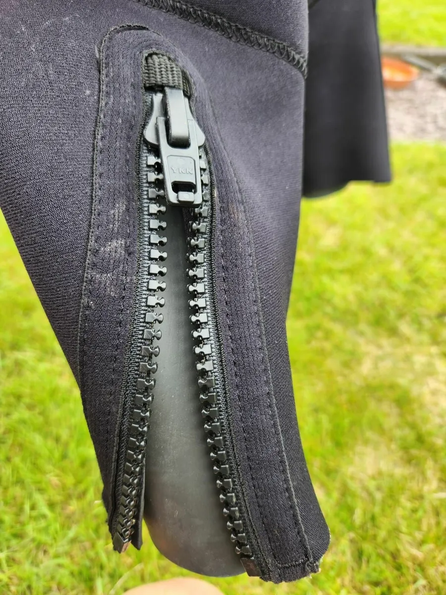 scuba semi dry wet suit - Image 4