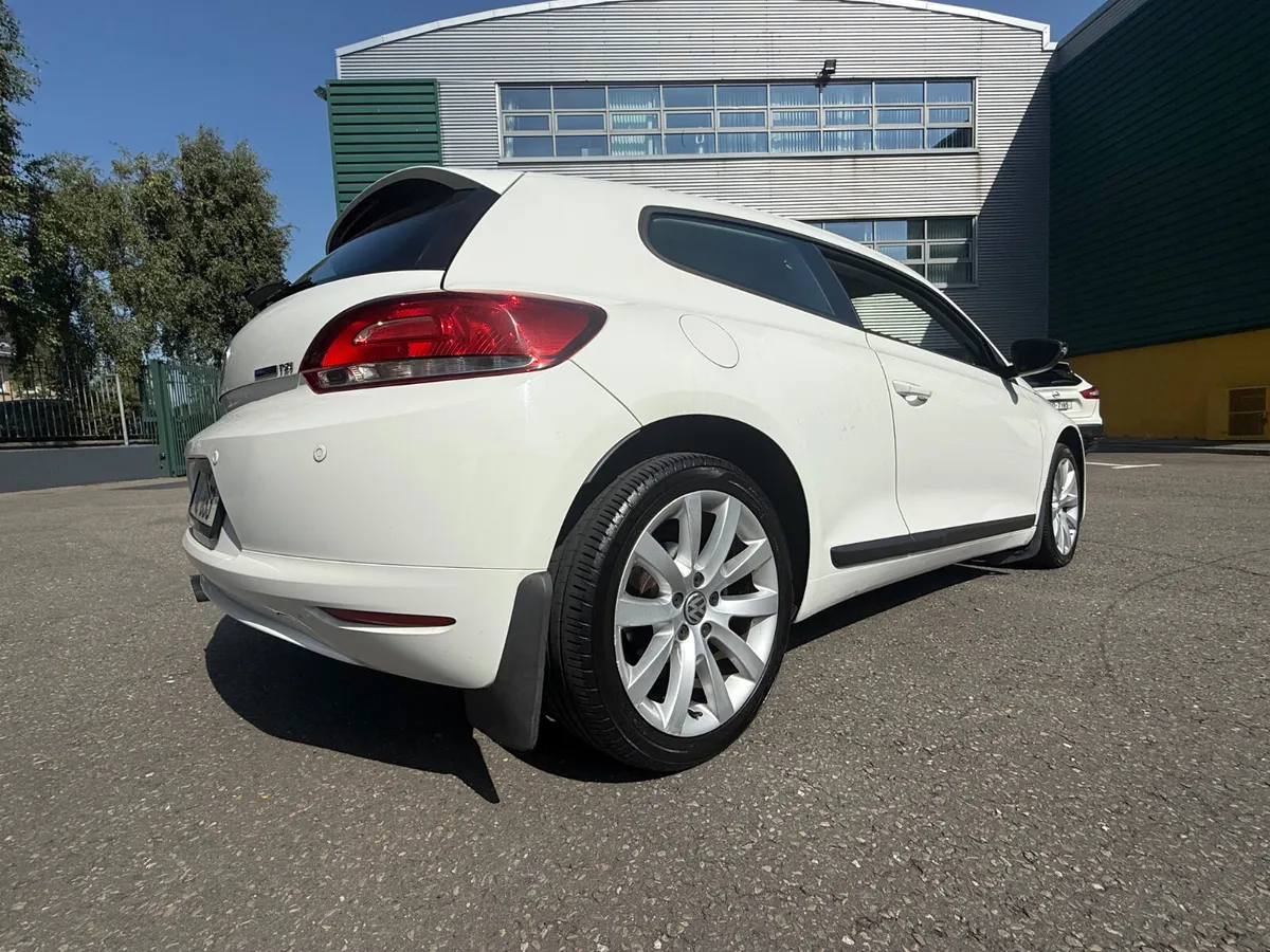 Volkswagen Scirocco 1.4 TSI - Image 4