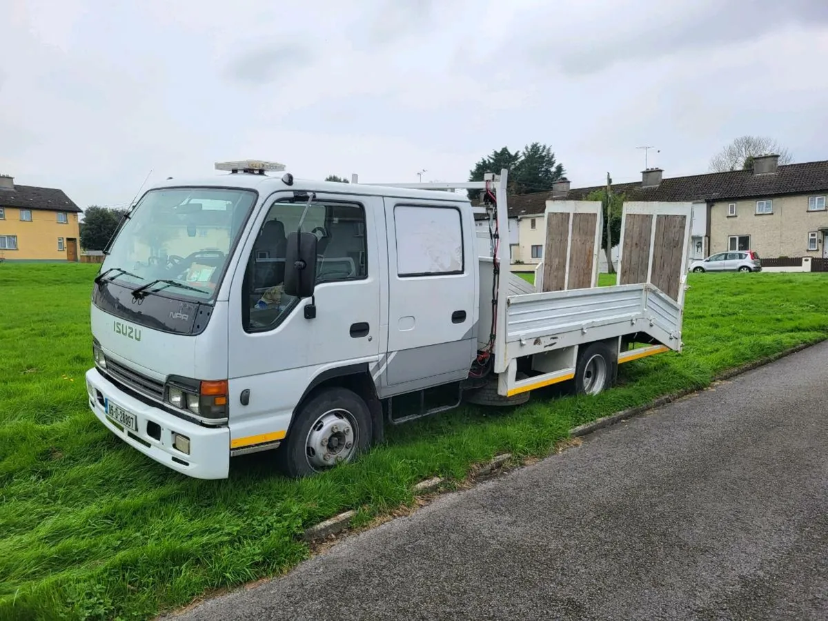 Isuzu npr crew cab - Image 2