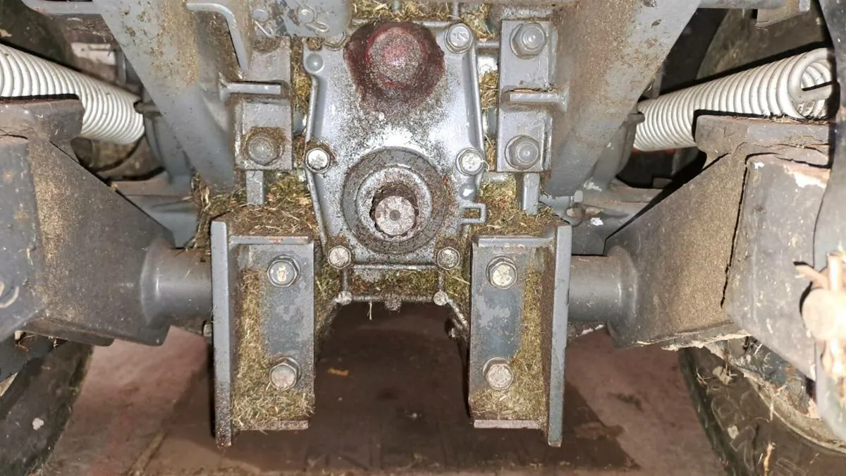 Kubota f series deck pto - Image 3