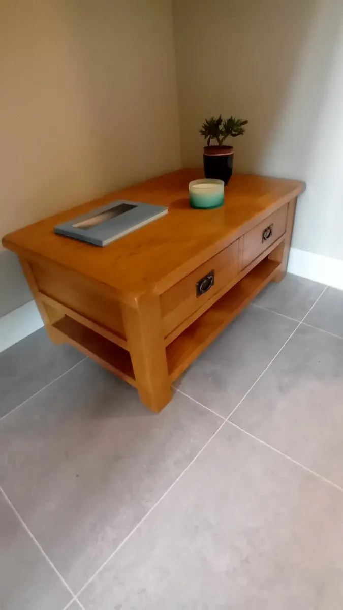 Oak coffee table - Image 2