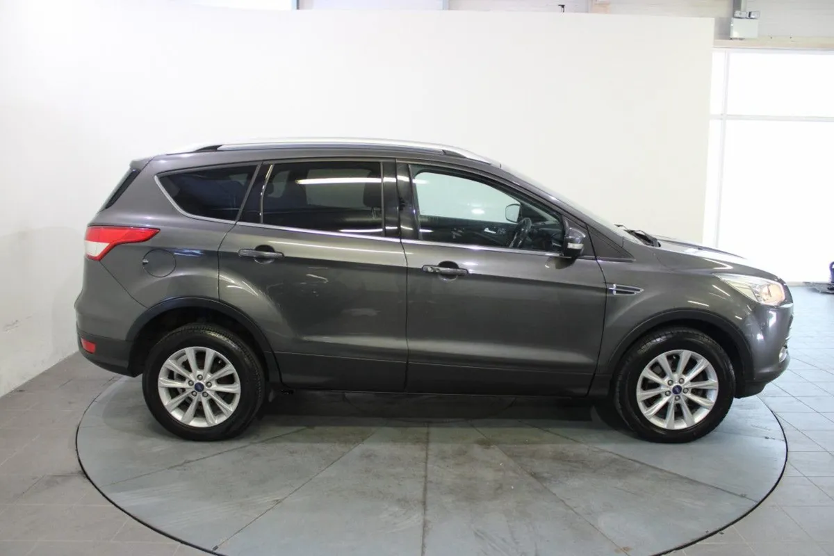 Ford Kuga 2.0tdci 150PS FWD Titanium 4 Seat Comme - Image 3
