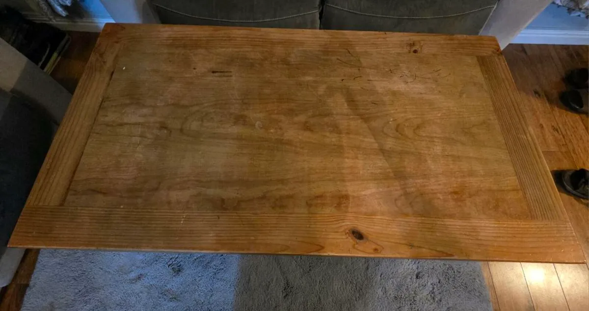 Wooden table - Image 2