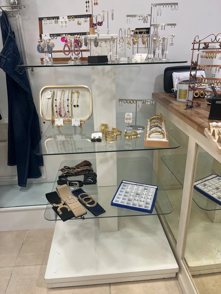 Shop display - Image 2