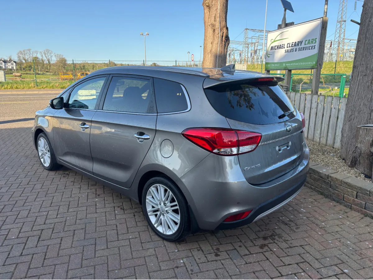 Kia Carens OR RONDO EX 5DR - Image 4