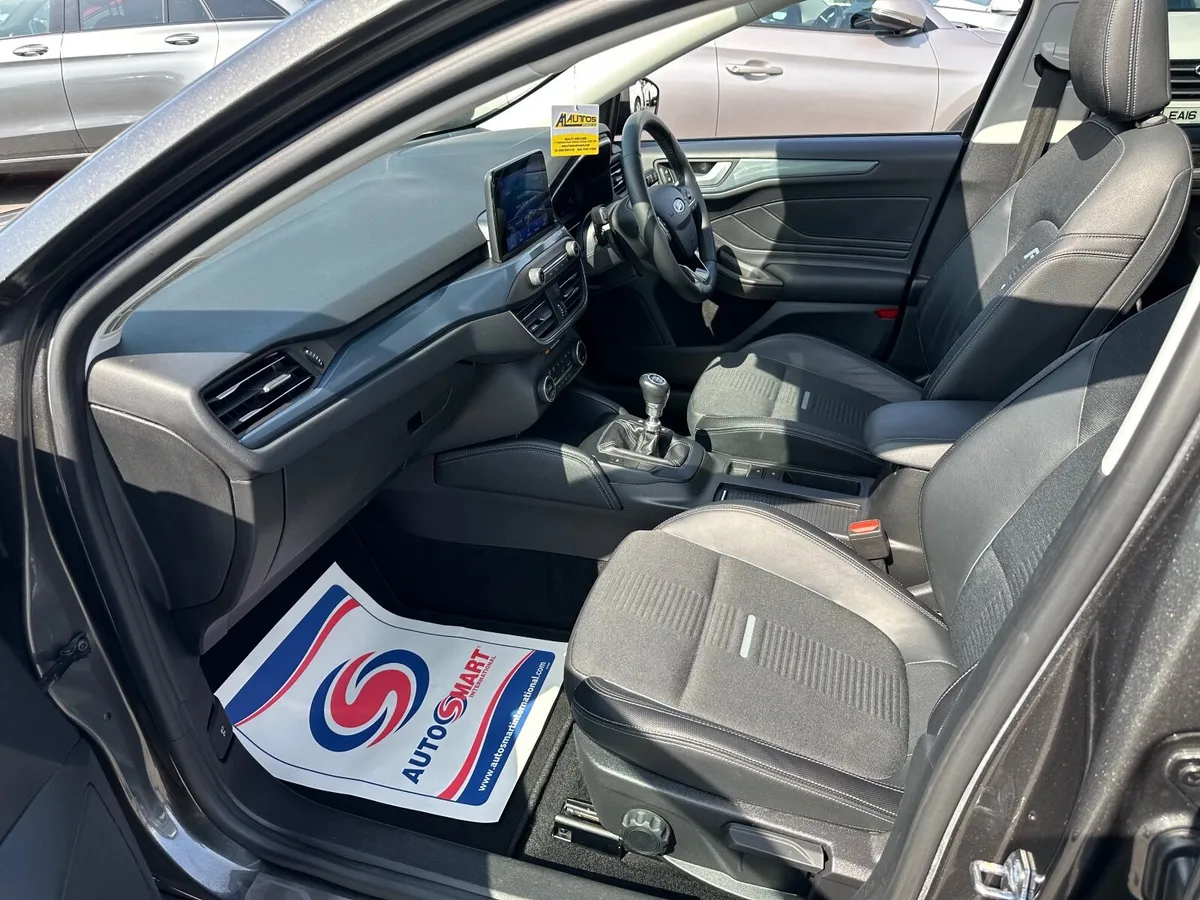 Ford Focus 2021 - Image 4