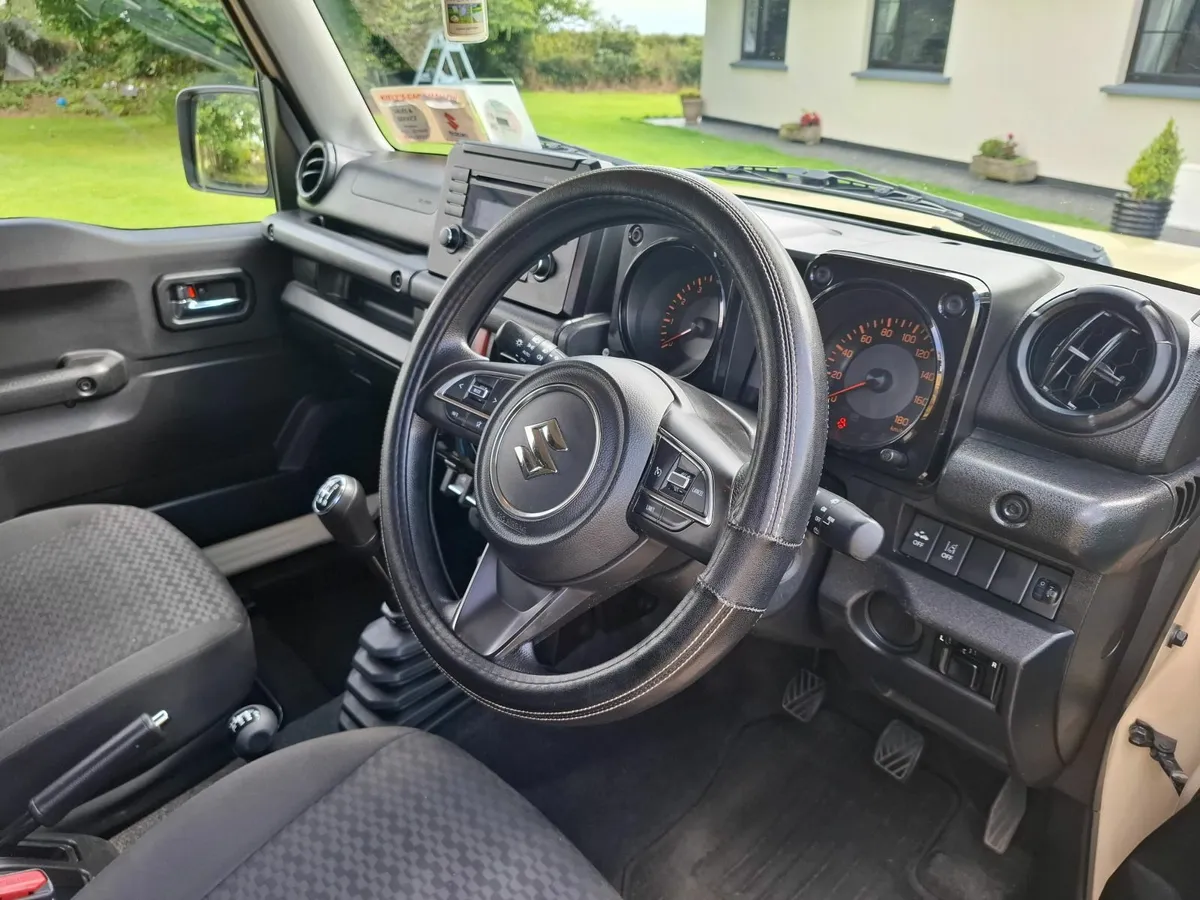 Suzuki Jimny 2023 - Image 4