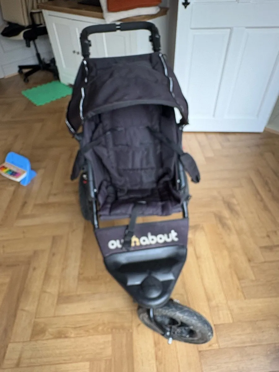 Out n about buggy - Image 2
