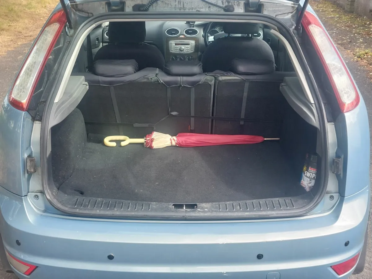 Ford Focus Ghia 1.6 - 2008 - Automatic - Image 4