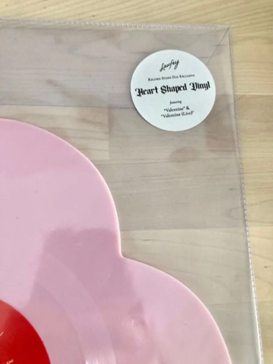 Laufey Valentine Record Store Day 2023 Vinyl - Image 2