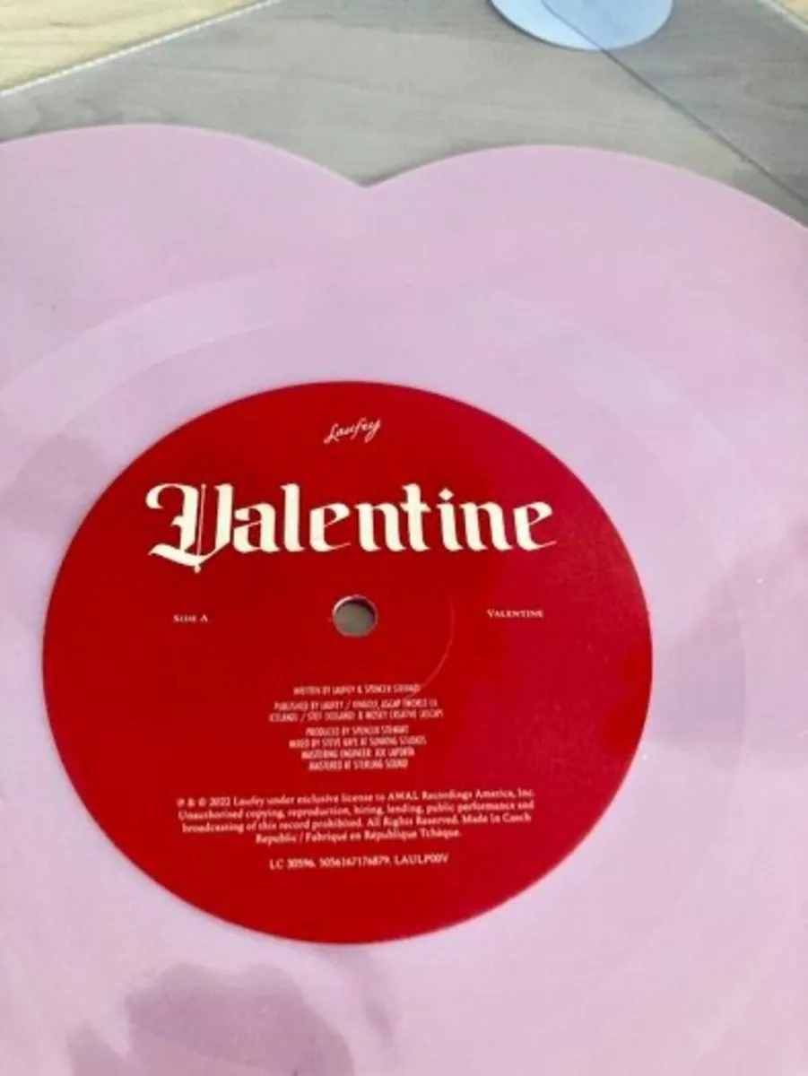 Laufey Valentine Record Store Day 2023 Vinyl - Image 4