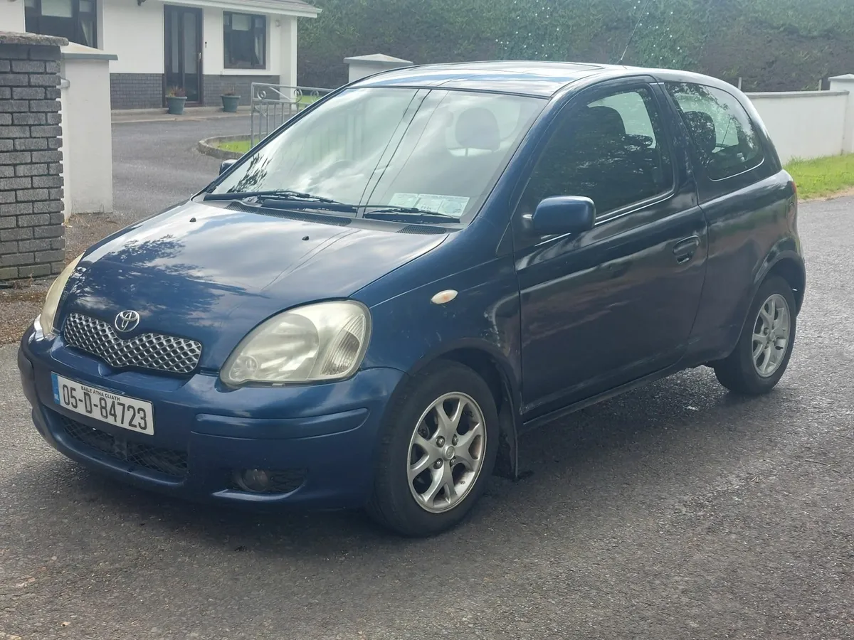 Toyota Yaris - Automatic - 2005 - 1.3L - Low kms - Image 2