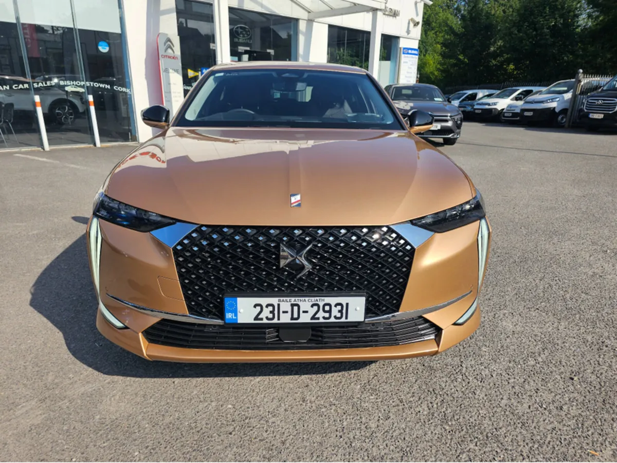 DS Automobiles DS 4 TROCADERO E-TENSE 225 4DR AUTO - Image 4