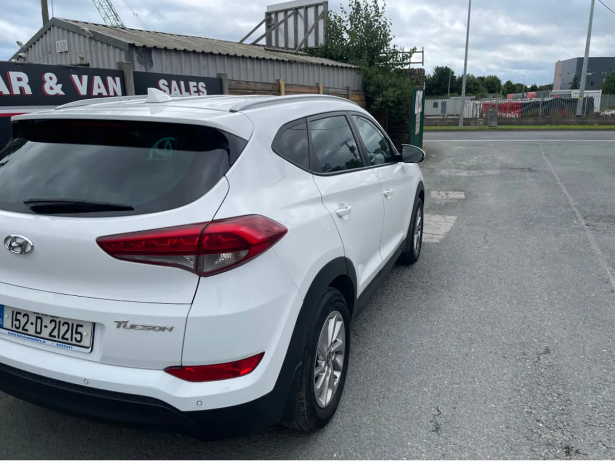 Hyundai Tucson EXECUTIVE 5DR - Image 4