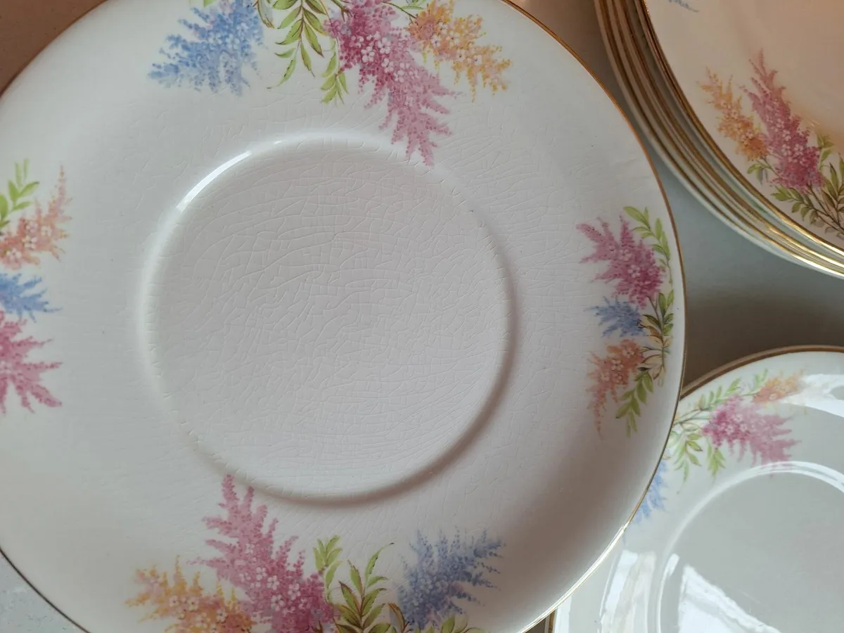 Arklow Pottery Set - 42 pieces. - Image 2