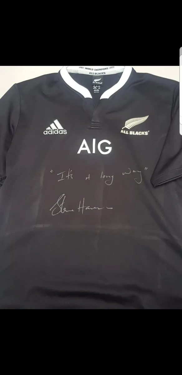 Sports memorabilia - Image 1