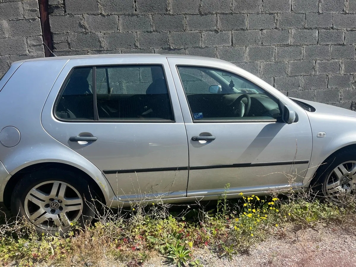 Volkswagen golf 2001 - Image 3