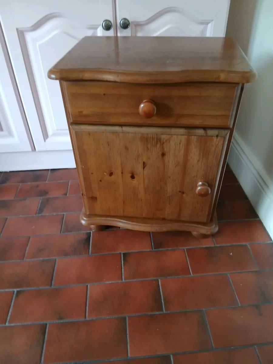 Bedside locker - Image 1