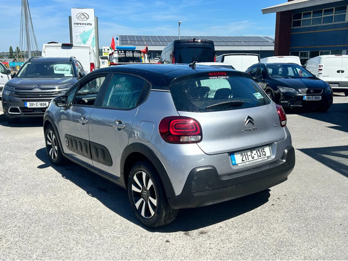 Citroen C3 FEEL EXCLUSIVE 1.2 PURETECH 83 4 4DR - Image 3