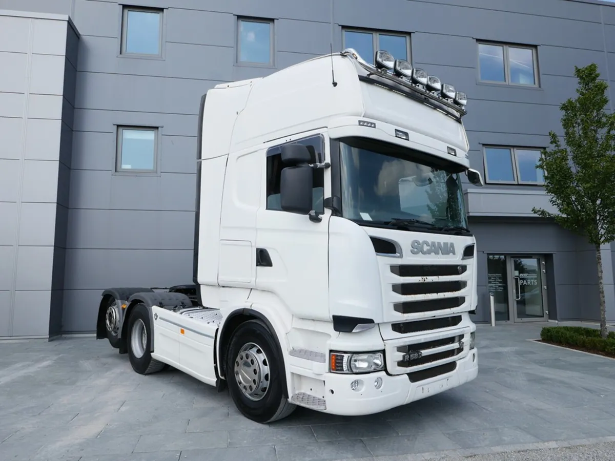 Scania R580 Topline 6x2 Rear Lift Tag Auto Gearbox - Image 1